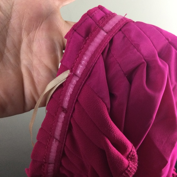 NWT Trina Turk Exceptional Off Shoulder Pintuck Pleated Pink Fuchsia Shift Dress - Picture 9 of 13